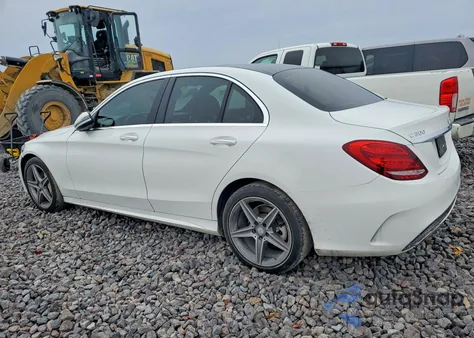 2017 Mercedes-Benz C 300 4Matic из США, поврежденный, VIN 55SWF4KB8HU195758